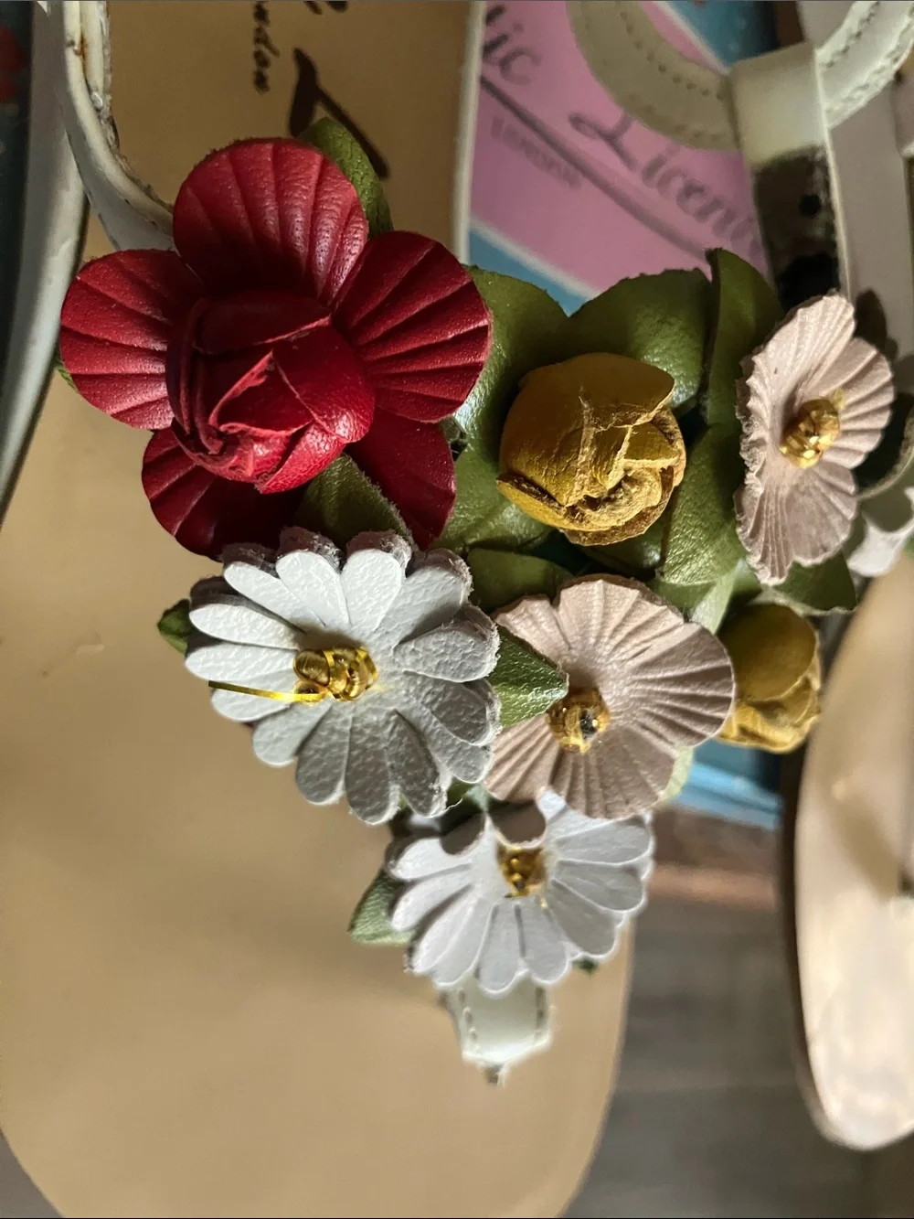 Poetic License White Floral Applique T-Strap Sandals
